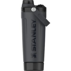 Stanley 1913 Shaker & Trinkflasche Activate 600 ml, Schwarz